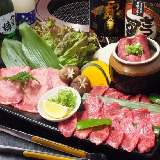 Sticking "A5 rank" We enjoy Japanese domestic black beef.