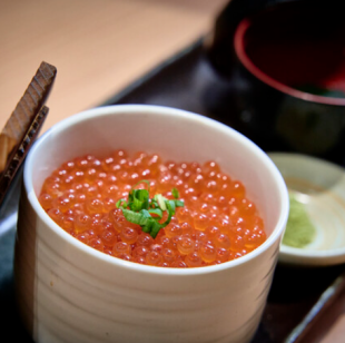 Hokkaido salmon roe bowl