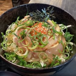 知覧どりユッケ丼