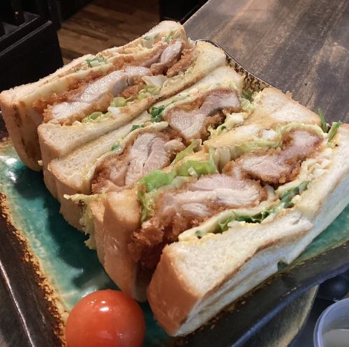 鶏屋のチキンカツサンド