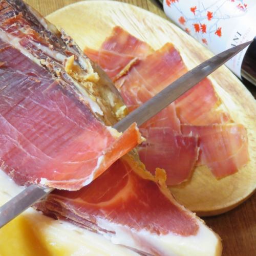 Our shop is recommended! Prosciutto ham "Sammon Serrano" made in Spain