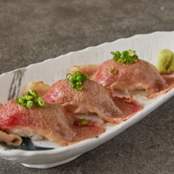 仙台牛の炙り肉寿司