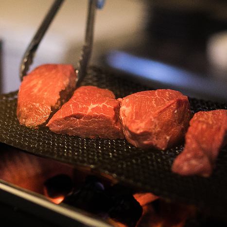 Enjoy delicious meat in a relaxed atmosphere!