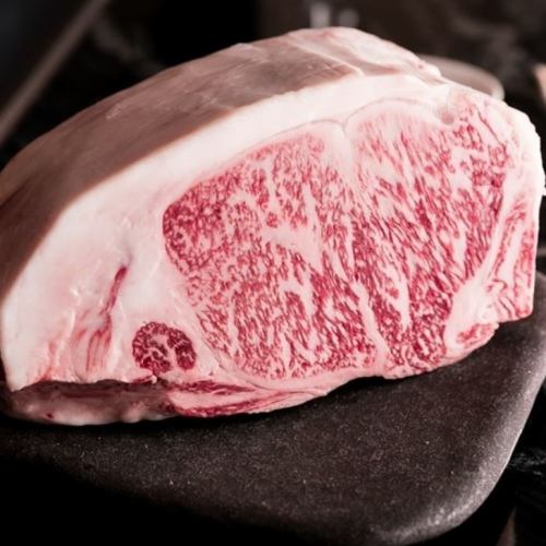 ◆ We are proud of our meat dishes using the finest Japanese black beef.