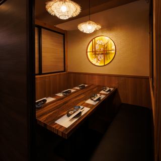 誕生日・記念日にもピッタリ♪サプライズならお任せ☆お料理は味・ボリューム共にこだわりぬいた内容でご提供♪価格帯もリーズナブルにご用意していただいております[新橋/個室居酒屋]