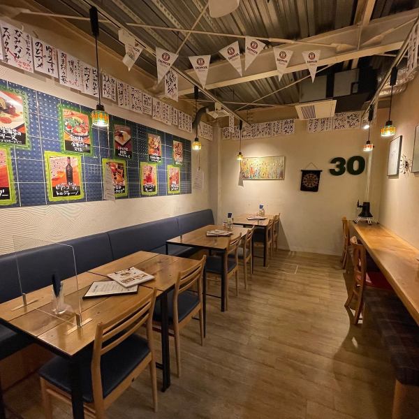 Enjoy your meal and drink in the store where you can feel the refreshing blue and warmth of wood.There are pops such as recommended menus and hidden popular menus everywhere in the store, so please take a look around the store as well as the grand menu! [Soleman Takasaki Station All-you-can-drink banquet]