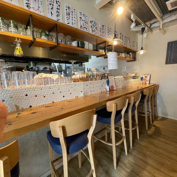 The counter seats are the seats where you can feel the "liveliness" that Soleman is proud of, the open kitchen that is the closest to the chef.[Soleman Takasaki Station All-you-can-drink banquet meat]