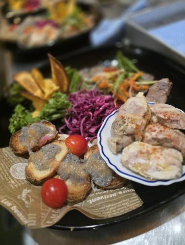 Seasonal banquet menu