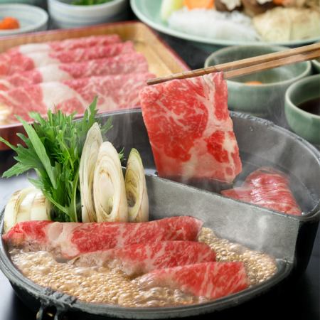 [Sukiyaki & Shabu-shabu] All-you-can-eat Kurobuta pork (Kagoshima) and beef sukishabu
