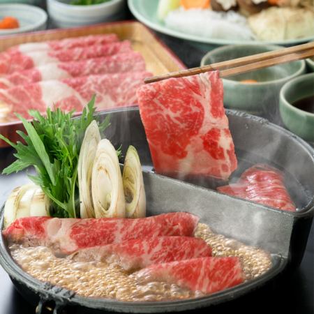 【すきやき&しゃぶしゃぶ】特選黒毛和牛(鹿児島産)A4等級 と 黒豚(鹿児島)すきしゃぶ食べ放題