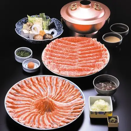 8月７日迄 しゃぶしゃぶ祭り当日来店OK◆国産牛と黒豚食べ放題6900円→5000円　1ドリンク制