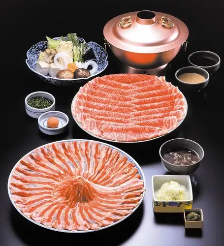 8月７日迄 しゃぶしゃぶ祭り当日来店OK◆国産牛と黒豚食べ放題6900円→5000円　1ドリンク制