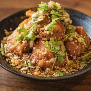 박치향기름기름닭