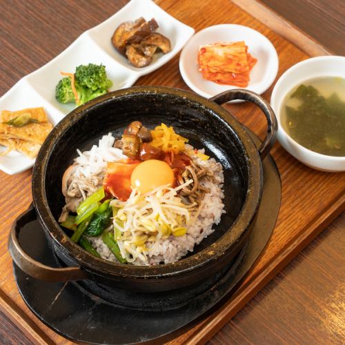 ランチ営業もしています！