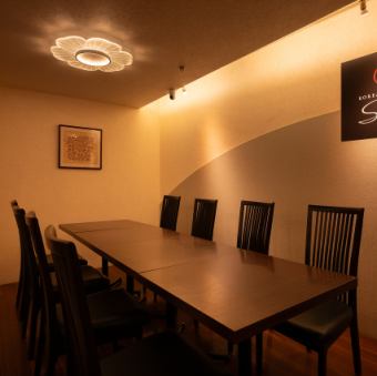 テーブル2名掛け7席