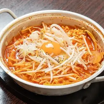 Korean ramen with pork and kimchi