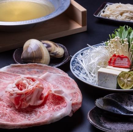 New [Comparison of A5 Rank Japanese Black Beef and Yanbaru Agu Beef] Salt Shabu-Shabu made with clams and Miyakojima snow salt