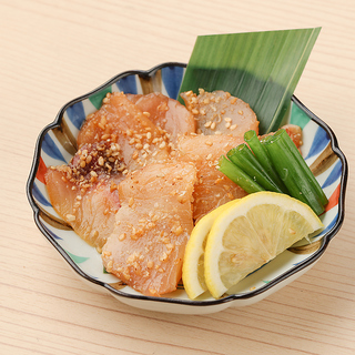 芝麻鰤魚加大量調味料