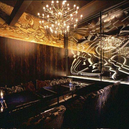 ラグジュアリーな個室完備。プライベート空間でお楽しみ頂けます