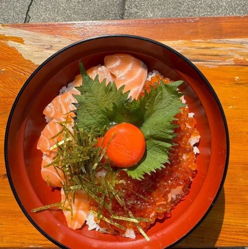 海鮮親子丼