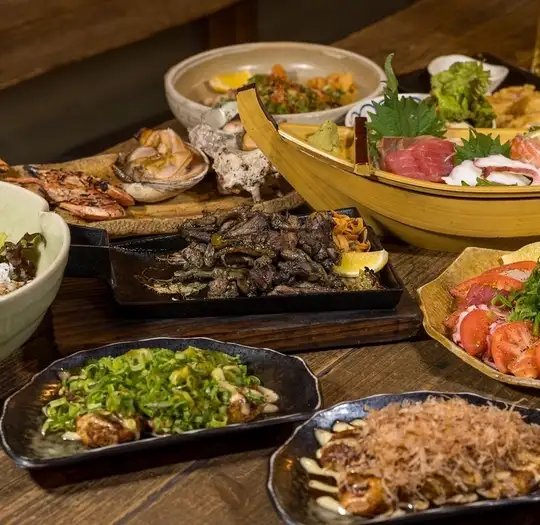 [Manka Satisfaction Course] 8 dishes including mixed grilled dishes and sashimi platter ☆ 120 minutes of all-you-can-drink included