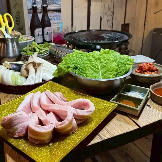 [Manka's "Summer" Two Signature Courses] Enjoyable Samgyeopsal (pork belly) that you can roll up ☆ Includes 120 minutes of all-you-can-drink