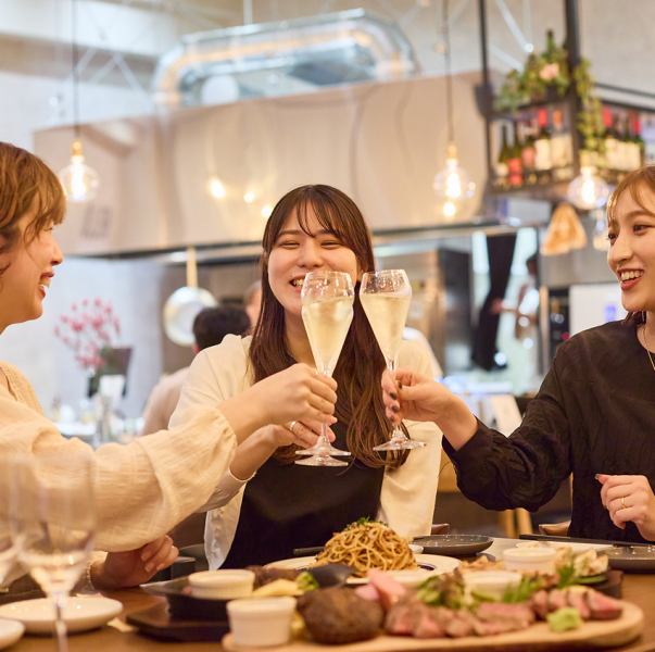 【女子会に】樽生のスパークリングワインが飲み放題の『女子会コース』