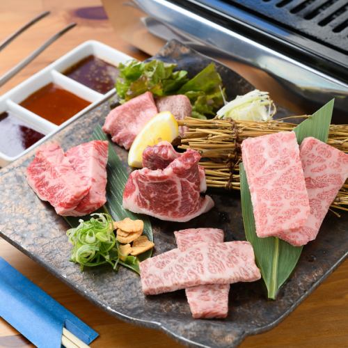 The finest meat platter for 2,980 JPY (incl. tax)!