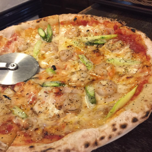 石窯仕上げの本格料理