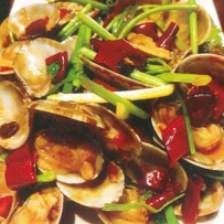 Stir-fried spicy clams