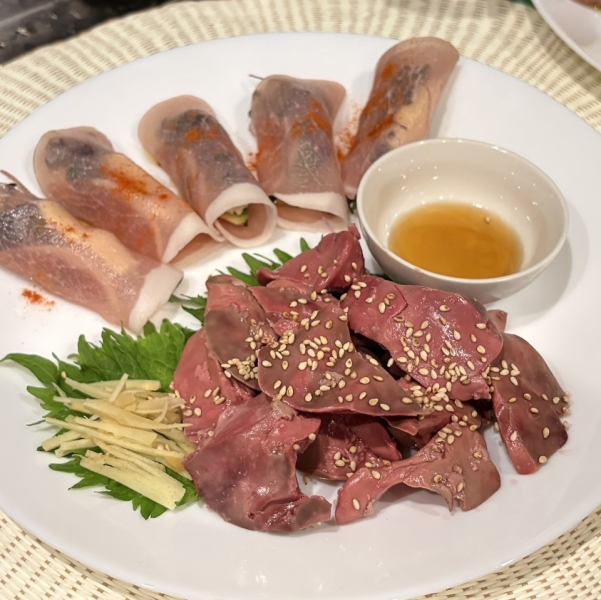 ラープ・ムー（豚挽肉とハーブのホットサラダ）