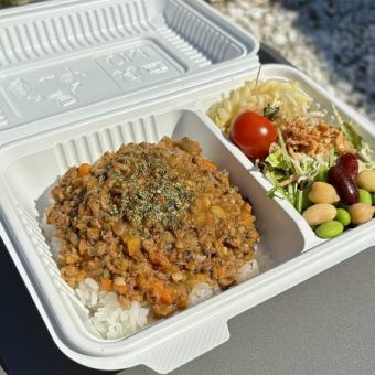 ドライカレー