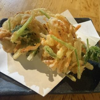 桜海老と新玉葱のかき揚げ