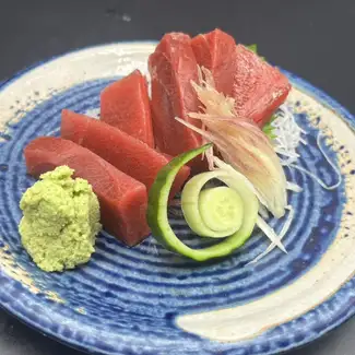 マグロ刺し
