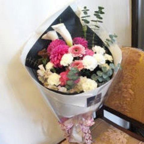 お誕生日、記念日などで是非ご利用ください！