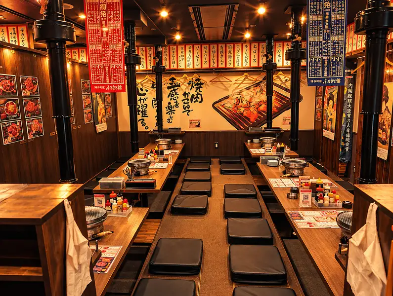 [Each seat is equipped with a smoke exhaust duct] Smoke control is perfect! Since the smell doesn't linger easily, even women can enjoy yakiniku with peace of mind♪