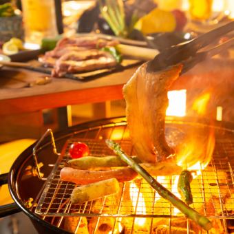 【テラスでBBQコース】3時間飲み放題付5500円◇かごしま黒豚の炙りや夏野菜盛りなど〈全8品〉