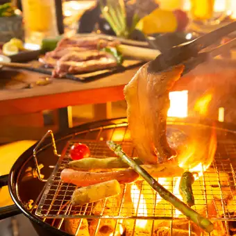 【テラスでBBQコース】3時間飲み放題付5500円◇かごしま黒豚の炙りや夏野菜盛りなど〈全8品〉