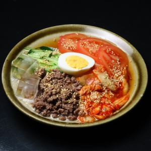 黒毛和牛のそぼろ冷麺