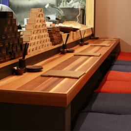 【One person's drinking as well!】 Counter seats that can be relaxedly seated