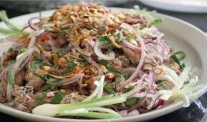 Beef and lemongrass salad
