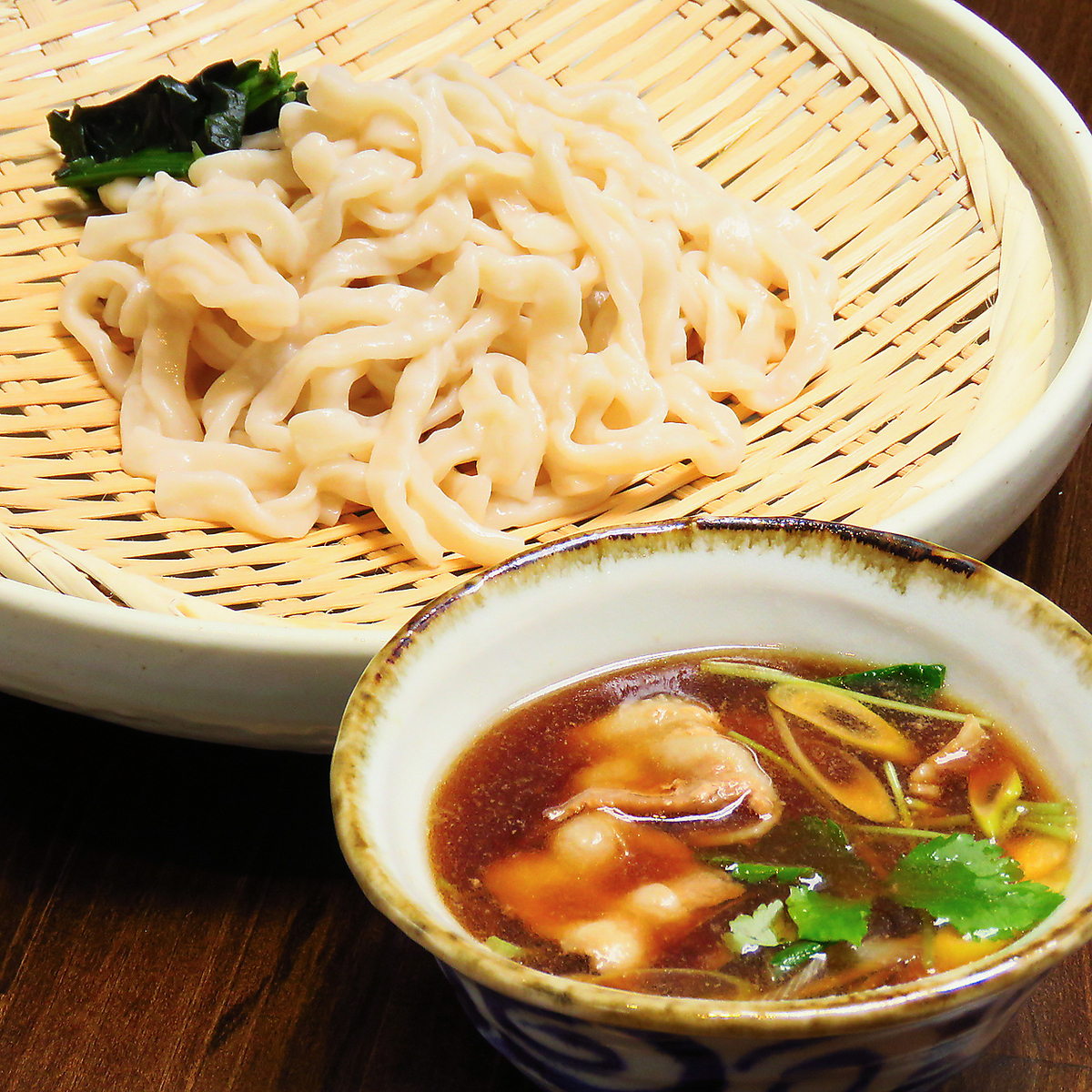 立川駅3分◎こだわりの武蔵野うどんと居酒屋メニューをご提供！