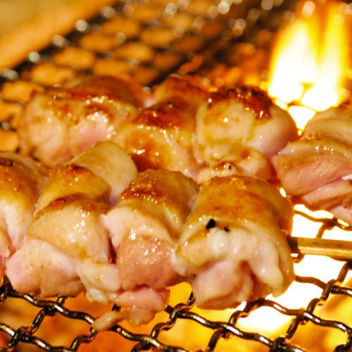 [Seared Yonezawa Beef Sushi] In addition to the meat sushi that is so popular in Shibuya, we also have fatty tuna and nigiri sushi.