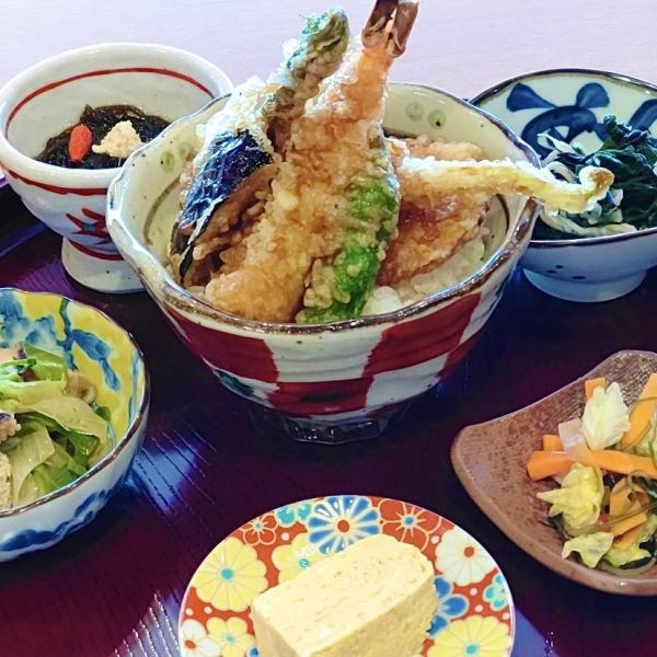 [Lunch] Kodemari - Colorful rice bowl set of the day -