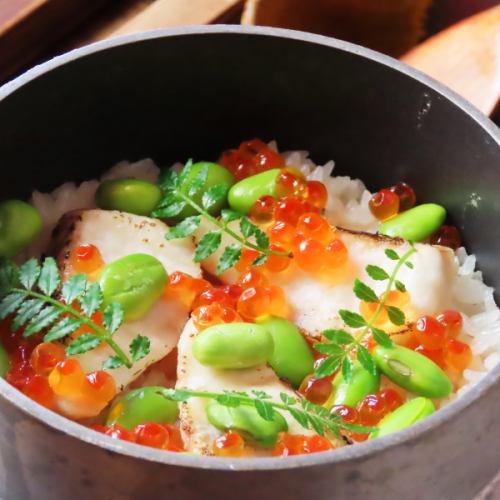 Today's rice pot (sea bream, broad beans, salmon roe)