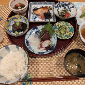 【ランチだけの特別御膳】つぐみ特別和食膳 全8品 3000円(税込)