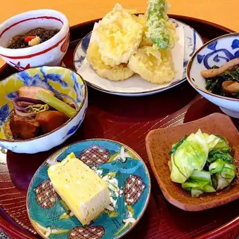 【夜ご膳◆火、水、木曜日限定】つぐみ全5品1800円(税込)～鶏天と彩り小鉢膳～