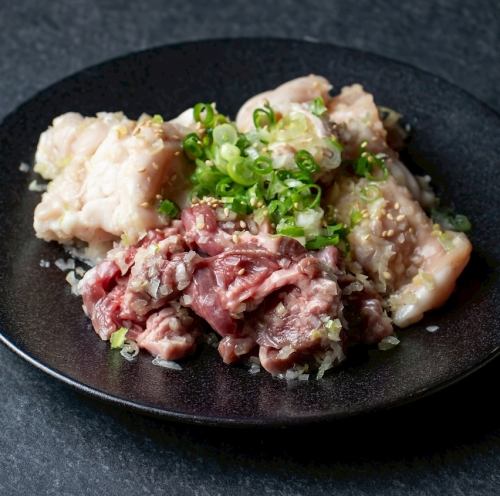 ゴチャ盛り塩ホルモン