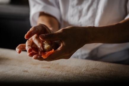 雅…特選食材を使用した鮨の極み…雲丹・トロ・茶碗蒸し・肉鮨・鮨など全20品14300円