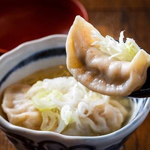 [Fried dumplings, boiled dumplings, fried chicken with sweet and sour sauce, etc.] More economical than ordering each dish individually! "Ume" course with 6 dishes and 120 minutes of all-you-can-drink